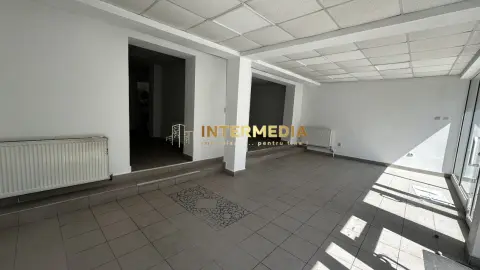 SPAȚIU COMERCIAL 90 mp.UTILI | Sub STADION | ACCES STRADAL | VITRINA | VAD Bun |