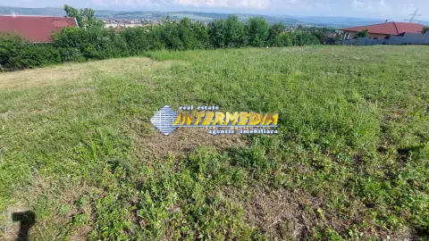 Ocazie! Teren intravilan CETATE Schit 1315 mp. cu utilitati