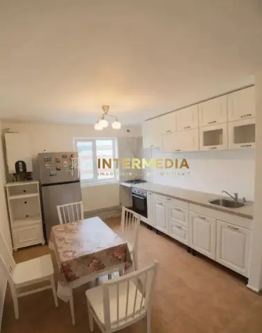 APARTAMENT 2 CAMERE I 50 MP I CETATE ZONA PIATA I FINISAT COMPLET I