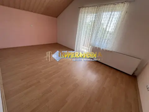 Spatiu Comercial + Apartament in Alba Iulia, Zona Cetate Kaufland