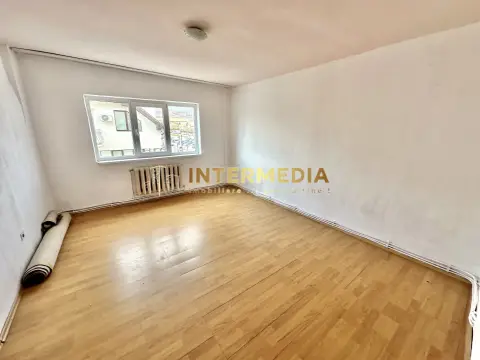 GARSONIERA DECOMANDATA I CETATE I 32 MP I ETAJ 2 I NERENOVATA I