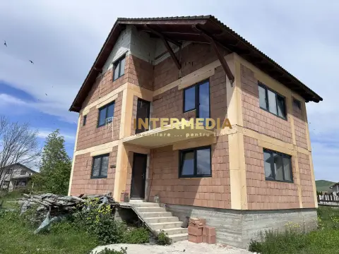 CASA 5 CAMERE I ALBA IULIA I TEREN 1500 MP I SEMIFINISATA I TOATE UTILITATILE I