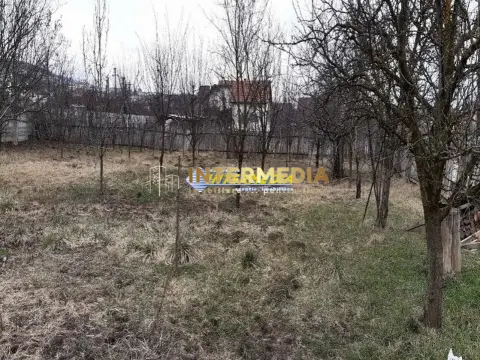 Teren intravilan cu utilitati in cartierul Cetate 946 mp Alba Iulia