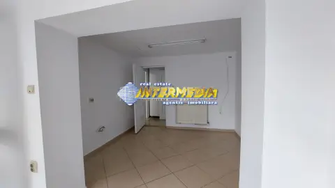 Spatiu Comercial de vanzare Cetate