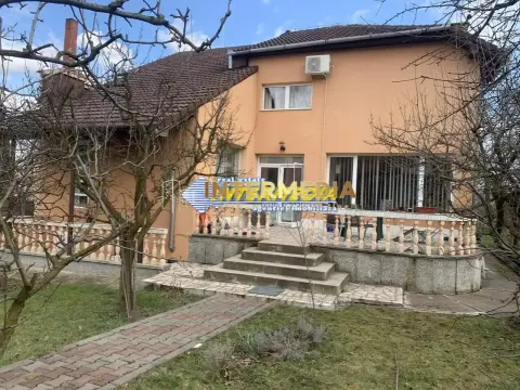 Vanzare Casa S+P+E in Alba Iulia Zona Cetate Skit finisata mobilata teren 800 mp