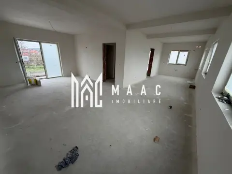 Casă Tip Duplex | 4 Camere | 2 Balcoane | Terasă | Șura Mică