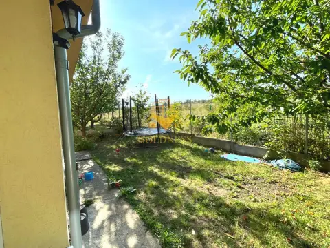 3 camere open space, parcare, Cartierul Borhanci, Romul Ladea, curte