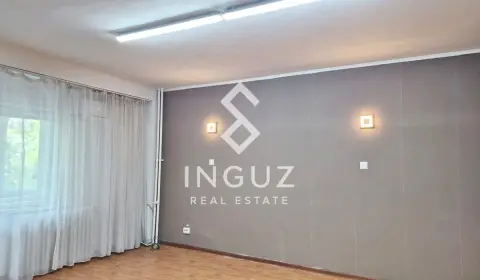 Apartment for Rent – 3 Rooms | Decebal Boulevard | Spacious | Prime Lo