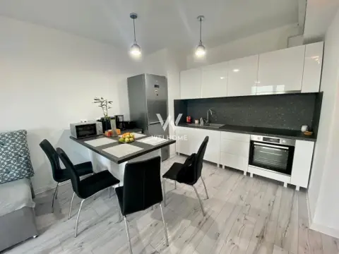 Apartament modern 2 camere, mobilat complet, balcon si parcare