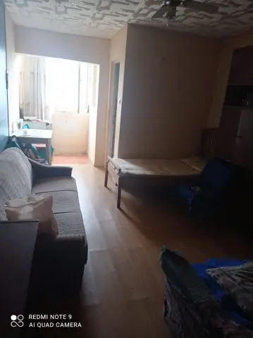 BRASADAS vinde garsoniera confort 2 la etajul 1 pe Ostrovului.