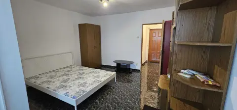 Garsoniera de inchiriat et 8/10 - zona Piata Iancului