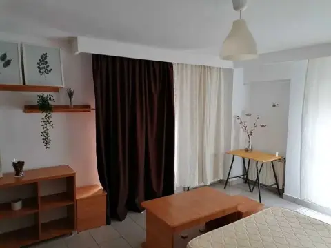 Piata Unirii, Bd. Corneliu Coposu, Piata Sf. Vineri, garsoniera