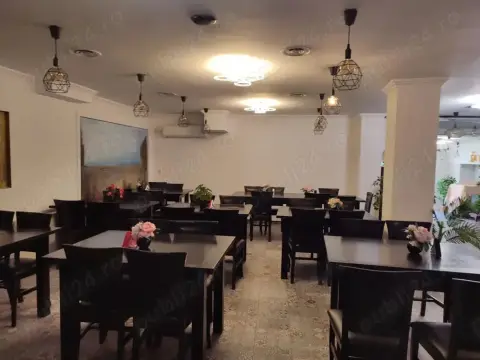 Spatiu comercial - mall vitan