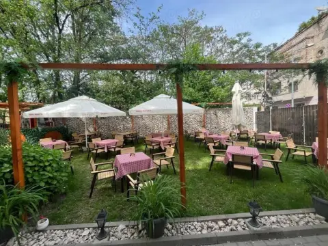BRASADAS închiriază Restaurant zona CENTRALA.