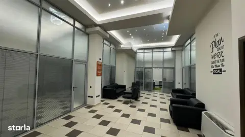BRASADAS închiriază Birouri PREMIUM Ultracentral PARCARE.