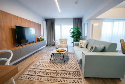 Bulevardul Unirii Apartament Termen Mediu