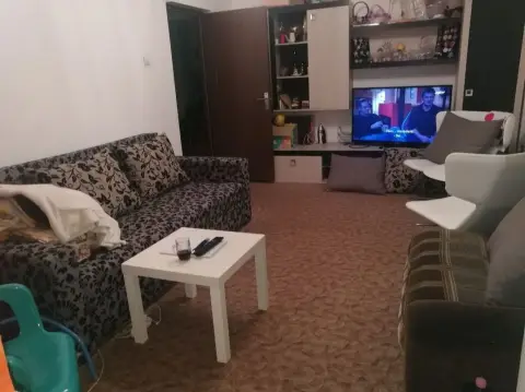 Particular vand Apartament 4 camere
