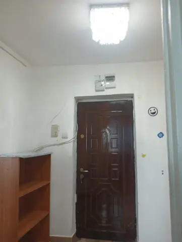 Apartament cu 2 camere de închiriat (Titan)