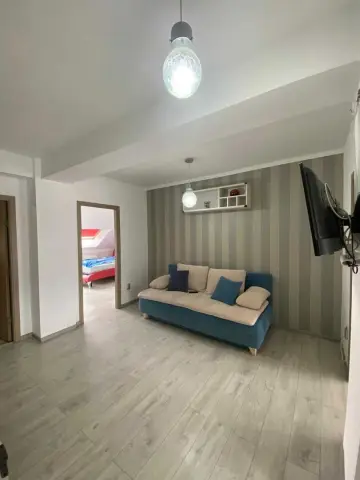 BRASADAS vinde ap 3 camere semi-central.