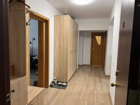 Particular; apartament 3 camere complet renovat si mobilat