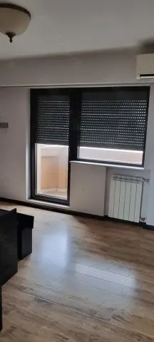 De vanzare ap cu 4 camere la Piața Victoriei, București