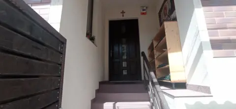 Casa unifamiliala pretabil sediu firma în cartierul Vatra Luminoasa