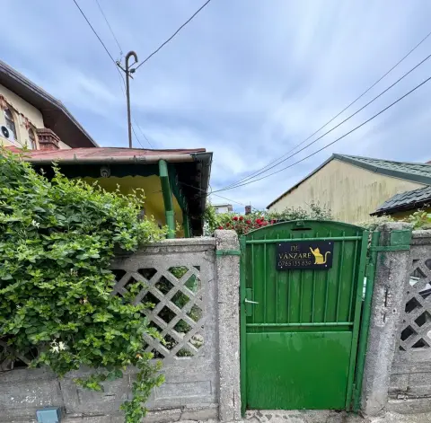 Casa cu teren zona Mărțișor langa parc Lumea Copiilor Brâncoveanu