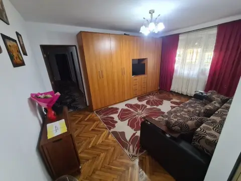 BRASADAS vinde apt. 4 cam CARAMIDA, 80mp PARTER in Micro 14.