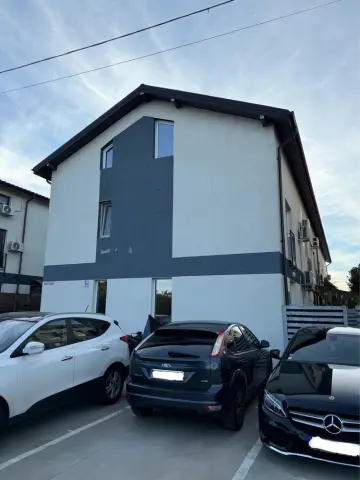 Casa 4 dormitoare 3 bai sector 3