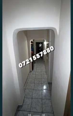 De vanzare apartament 3 camere
