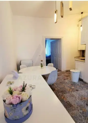 Studio modern 55 mp utili etaj 1 baie cu fereastra in zona Centrala