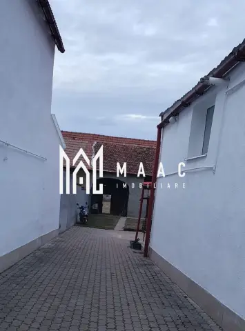Casă Săsească Hosman | 3 camere | Teren 1076 mp