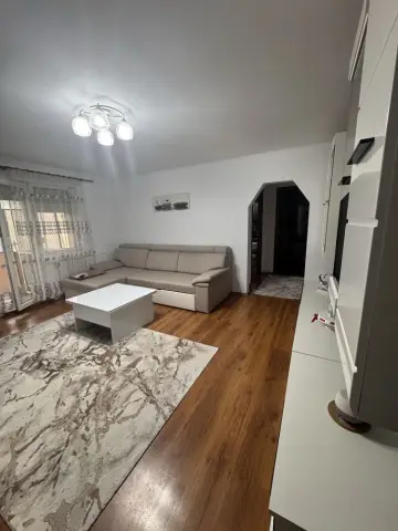 BRASADAS vinde ap 2 cam etaj 4/4 în M16.