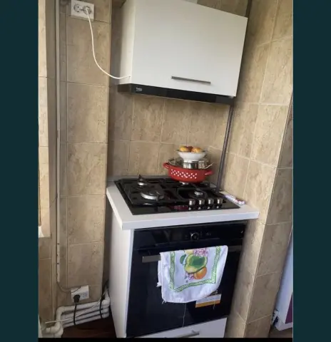 Vand apartament 2 camere zona Anda