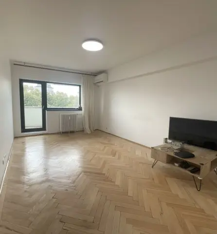 BRASADAS vinde ap 3 cam Unirii - Radu Voda