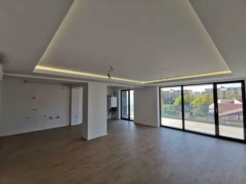 Penthouse 5 camere*parcare subterana*TVA inclus*Cantemir Residence