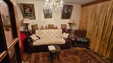 Apartament 4 camere, decomandat. Sector 1