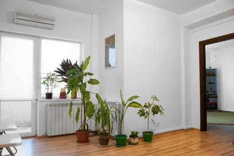 Apartament 4 camere Hristo Botev