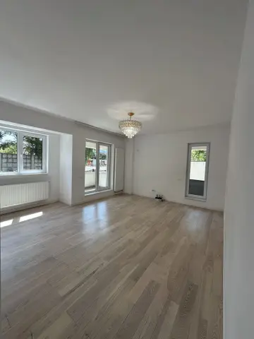 Apartament 3 Camere+curte 60mp - Bucur Obor