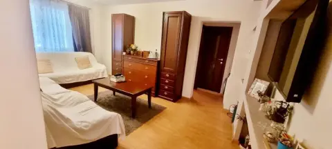 Vand apartament 4 camere Margeanului - Ilie Mihail