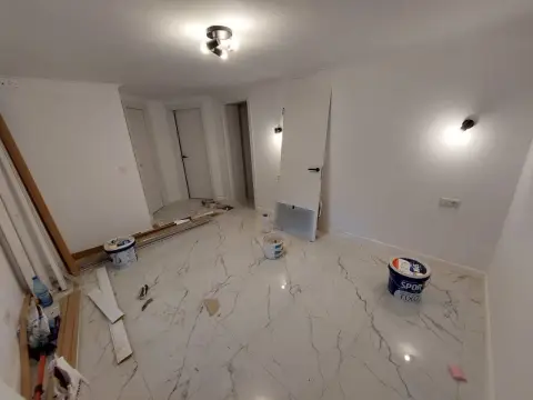 Ag EUROPA vinde casa 4 cam RENOVAT 160mp ULTRACENTRAL