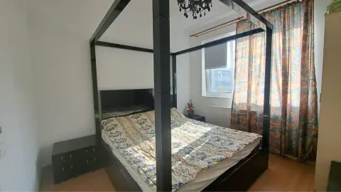 VANZARE sau SCHIMB DIRECT PROPRIETAR a 2 apartamente cu 2 camere