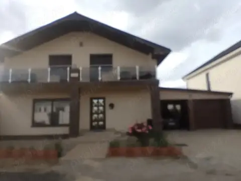 Casa de vânzare -confort, spațiu și relaxare ,Satu Mare,str Amurgului