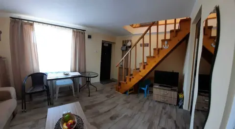 Vand doua apartamente in Mamaia-Nord