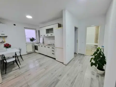 Apartament spațios, 48 mp, langa Artemia – Etaj 3 | Bloc nou, Mobilat