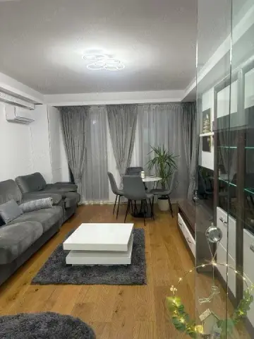 BRASADAS închiriază ap 2 cam. terasa, bloc NOU lux, UNIRII.