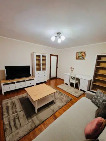 Inchiriez Apartament 2 camere Piata Amzei langa Teatrul Ion Creanga