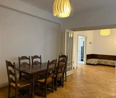 Ultracentral 4 camere