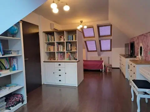 Apartament duplex cu sauna Marriott/ Uranus/ Catedrala Neamului/ Sabinelor
