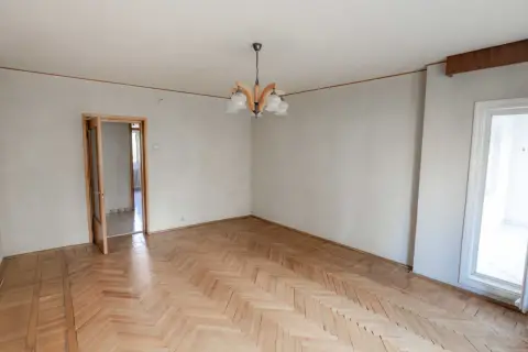 Vand apartament Piata Muncii, Calea Calarasilor, Decebal